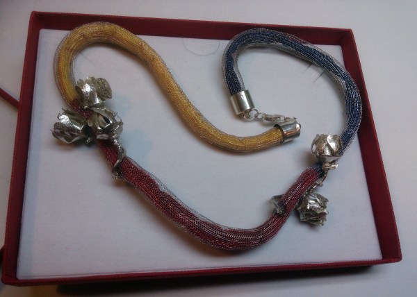 2018-04-22 09.42.20red